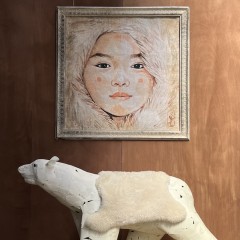 LA CAPUCHE DE FOURRURE (120x120cm) LA CAPUCHE DE FOURRURE (120x120cm)